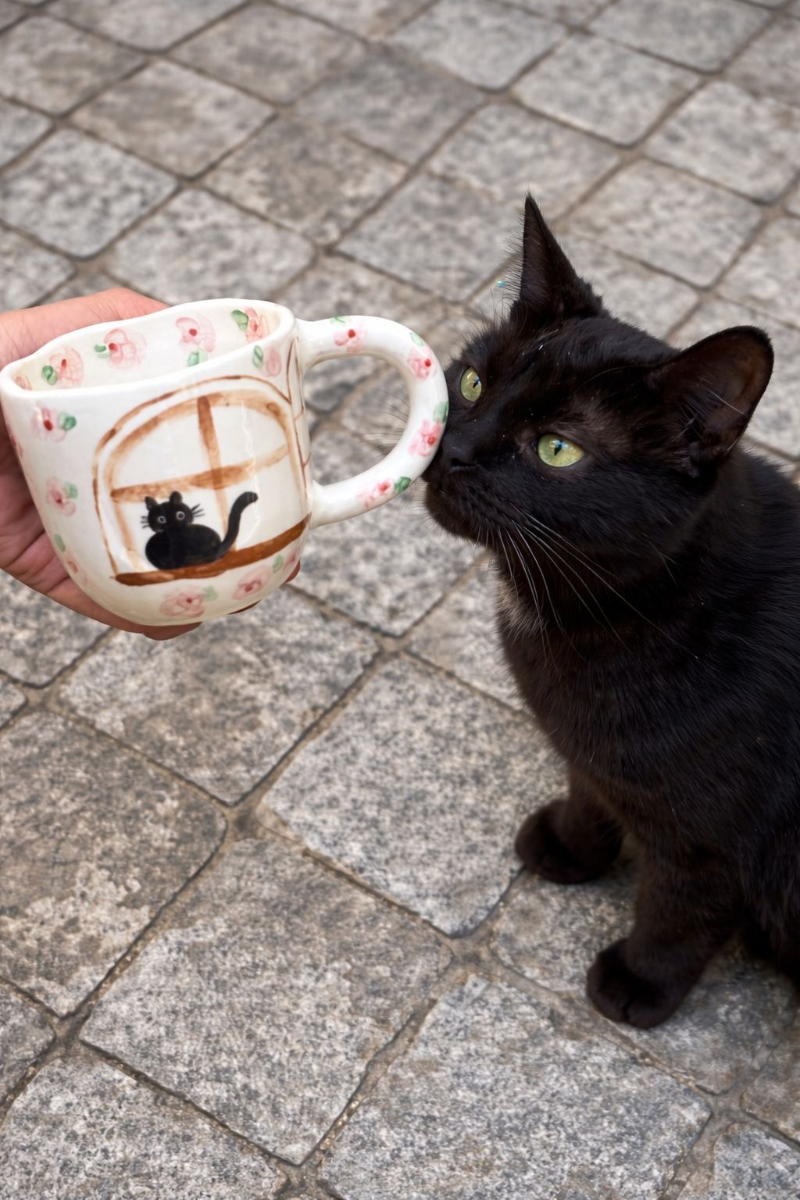 Black cat Mug