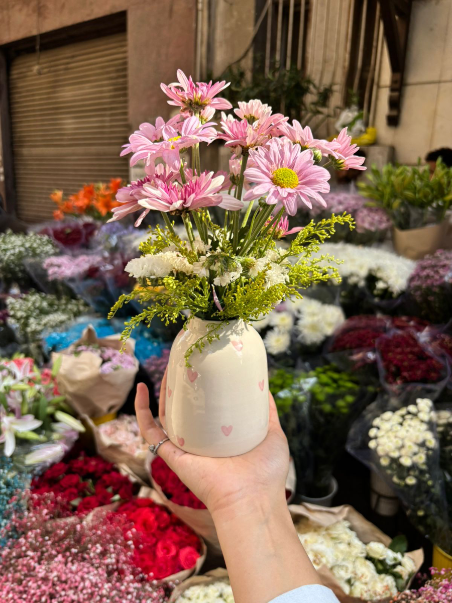 Blush hearts Vase